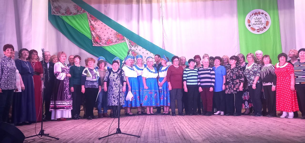 Самодеятельные артисты Ключевского района выступили на фестивале «Дух наш молод».