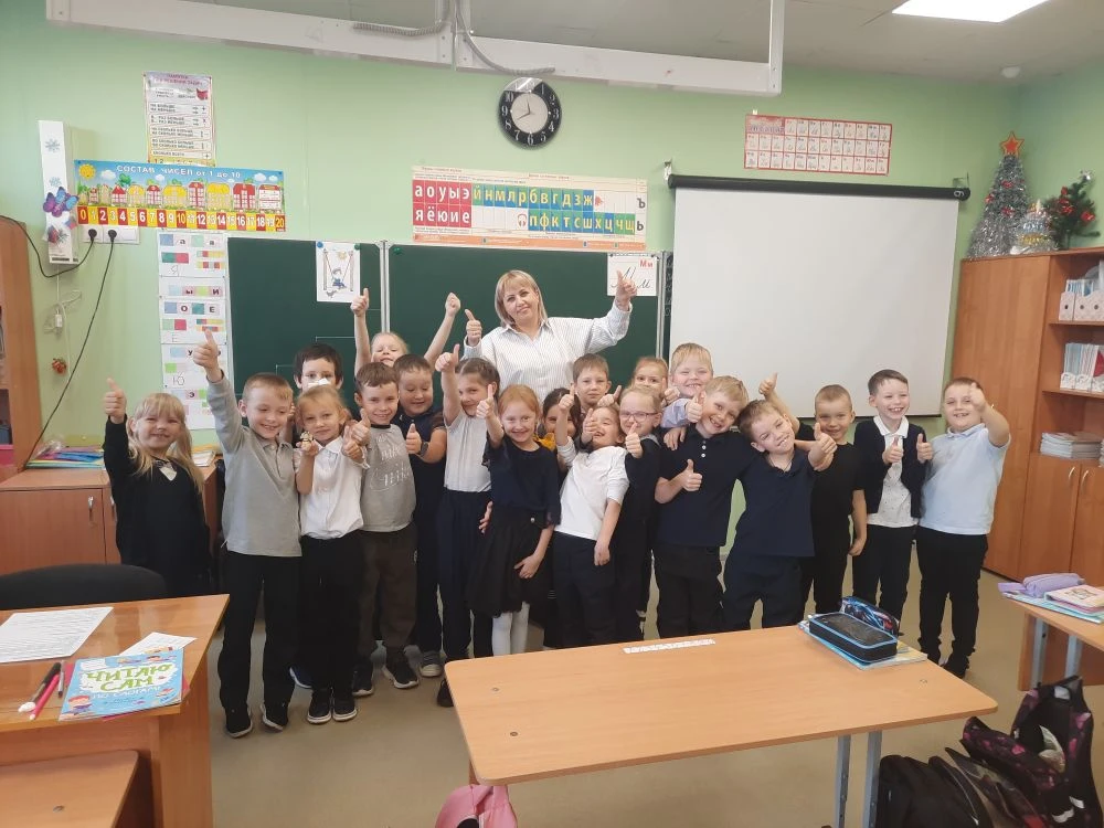 В первом классе Ключевской школы № 1 прошел необычный урок: малышей учили... создавать новости!.