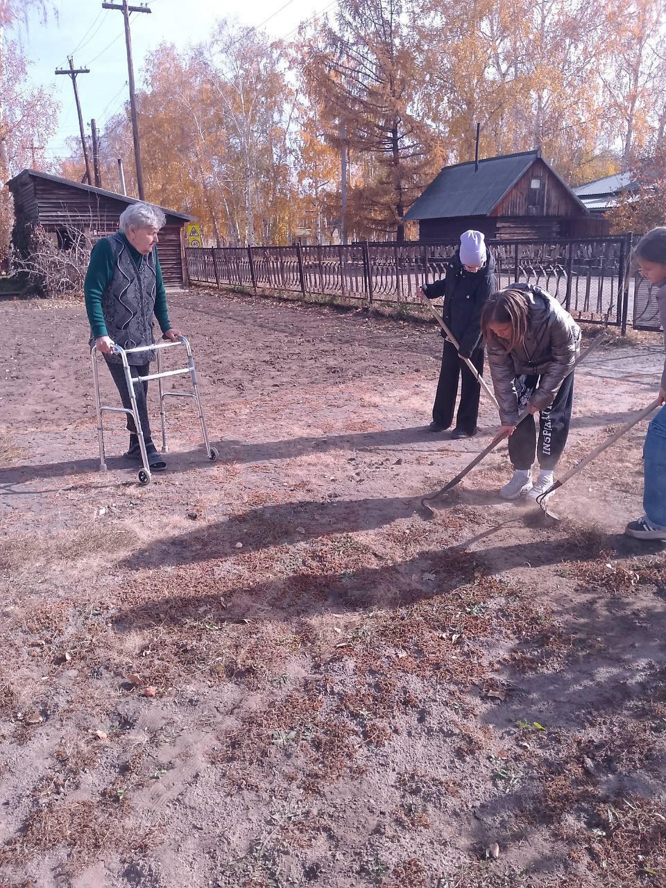 В Ключевском районе продолжается акция «Поделись добром».