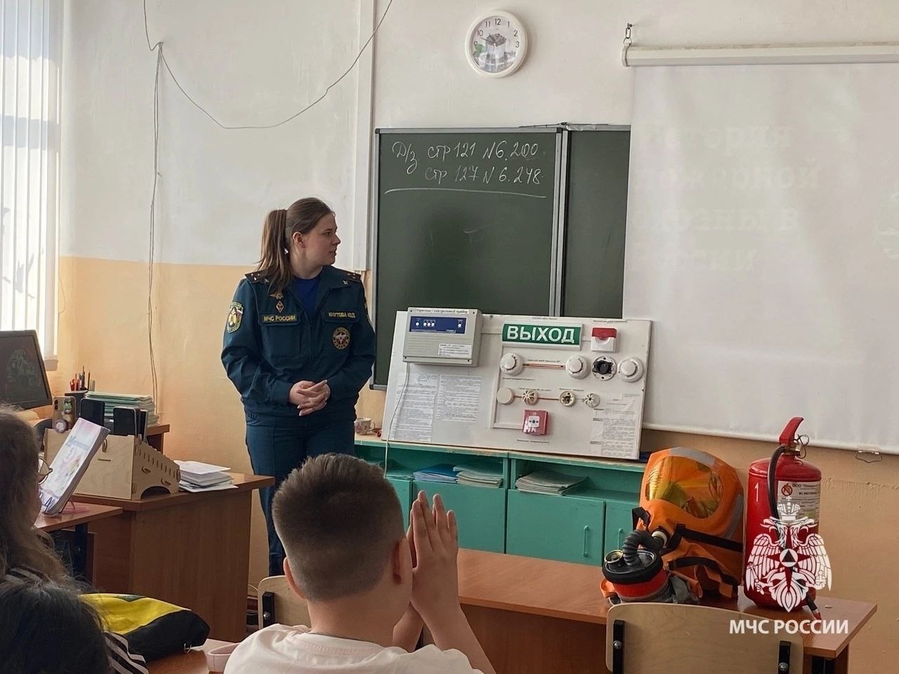 Перед школой повторите с детьми правила пожарной безопасности!.