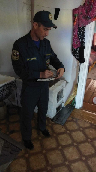 В Ключевском районе продолжают устанавливать пожарные извещатели. В Ключевском районе продолжают устанавливать пожарные извещатели.