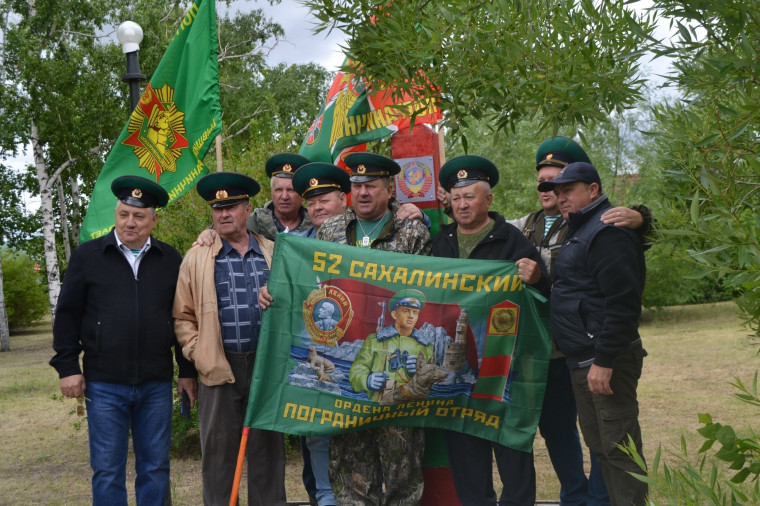 В Ключах прошел митинг, посвященный Дню пограничника. В Ключах прошел митинг, посвященный Дню пограничника.